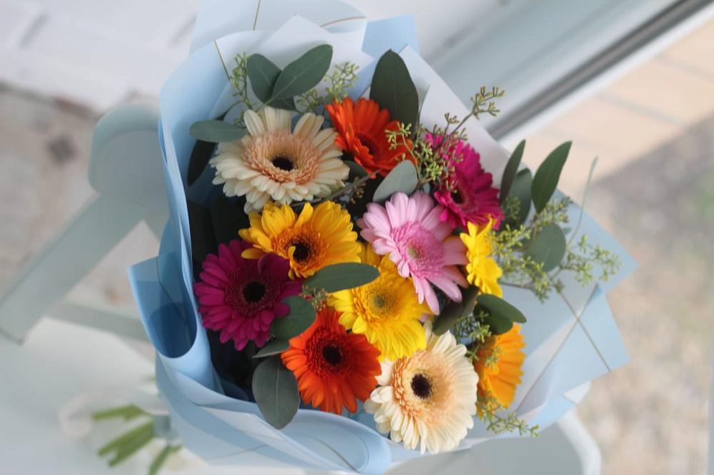 Букет цветов из: Герберы в Первомайский