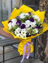 Букет цветов из:  Ирисы, Хризантемы и Ромашки #REPLACE_PRED# Первомайский