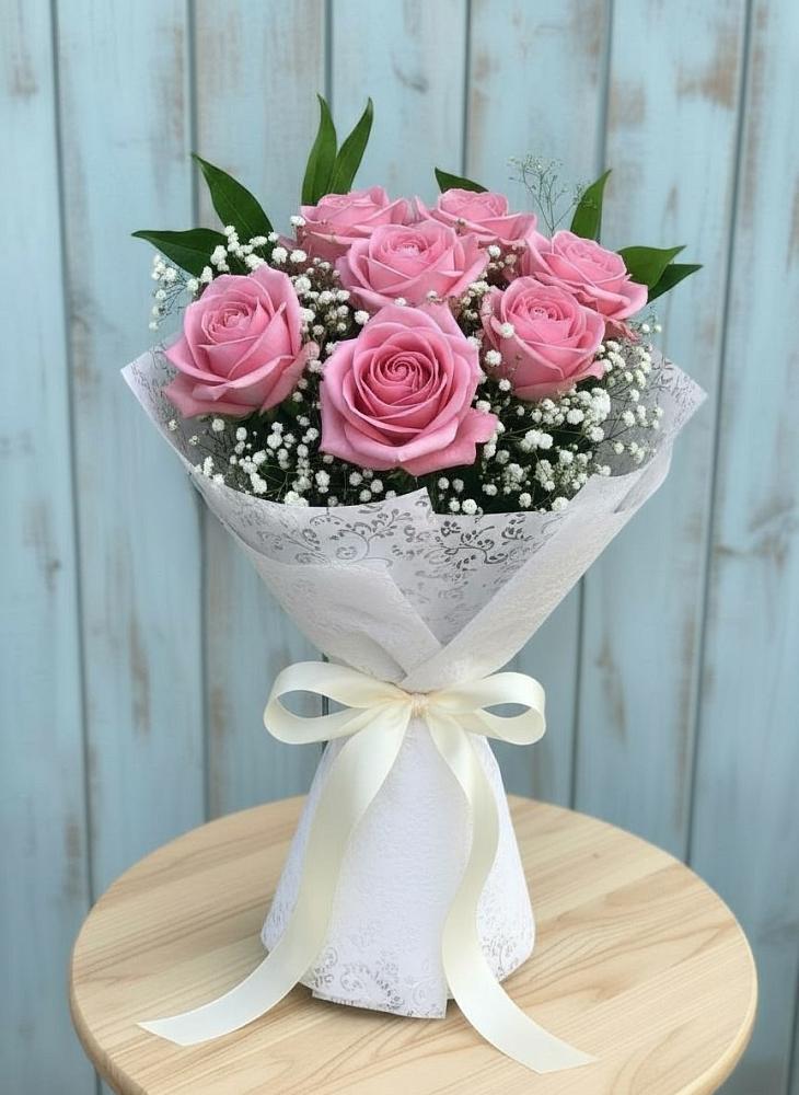 Букет цветов из: Розы в Первомайский