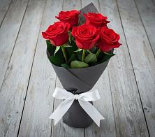 Букет 5 Красных роз Эдлесс Лав #REPLACE_PRED# Первомайский