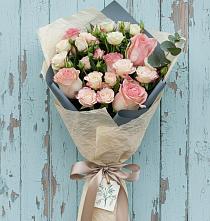 Букет цветов из:  Розы #REPLACE_PRED# Первомайский
